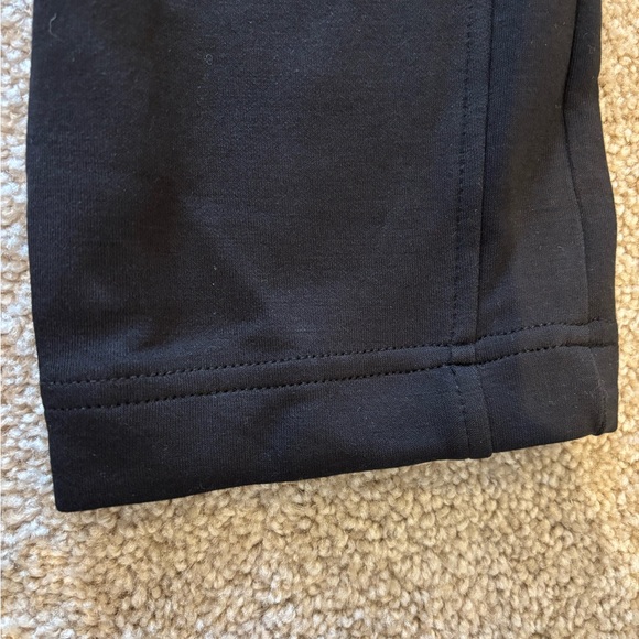 🆕 DANKSIN Luxe Retro Jogger in Black - Picture 8 of 8